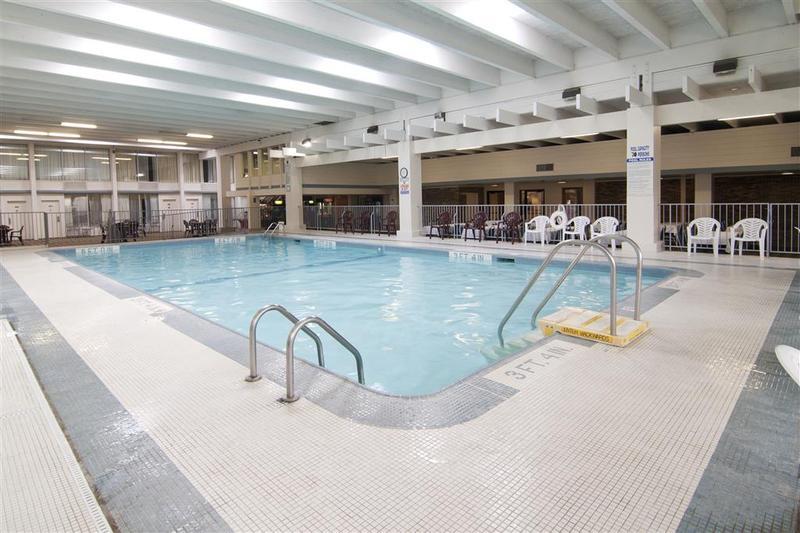 Norwood Inn & Suites Mankato North Mankato Esterno foto