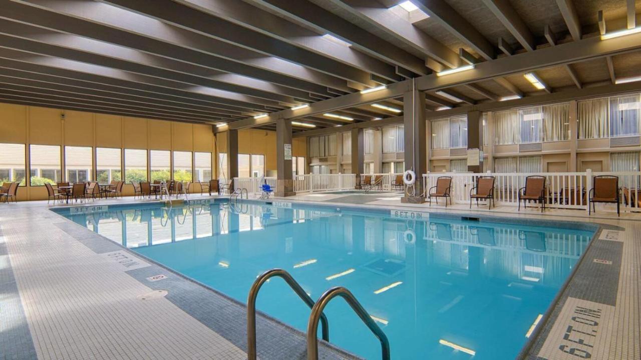 Norwood Inn & Suites Mankato North Mankato Esterno foto